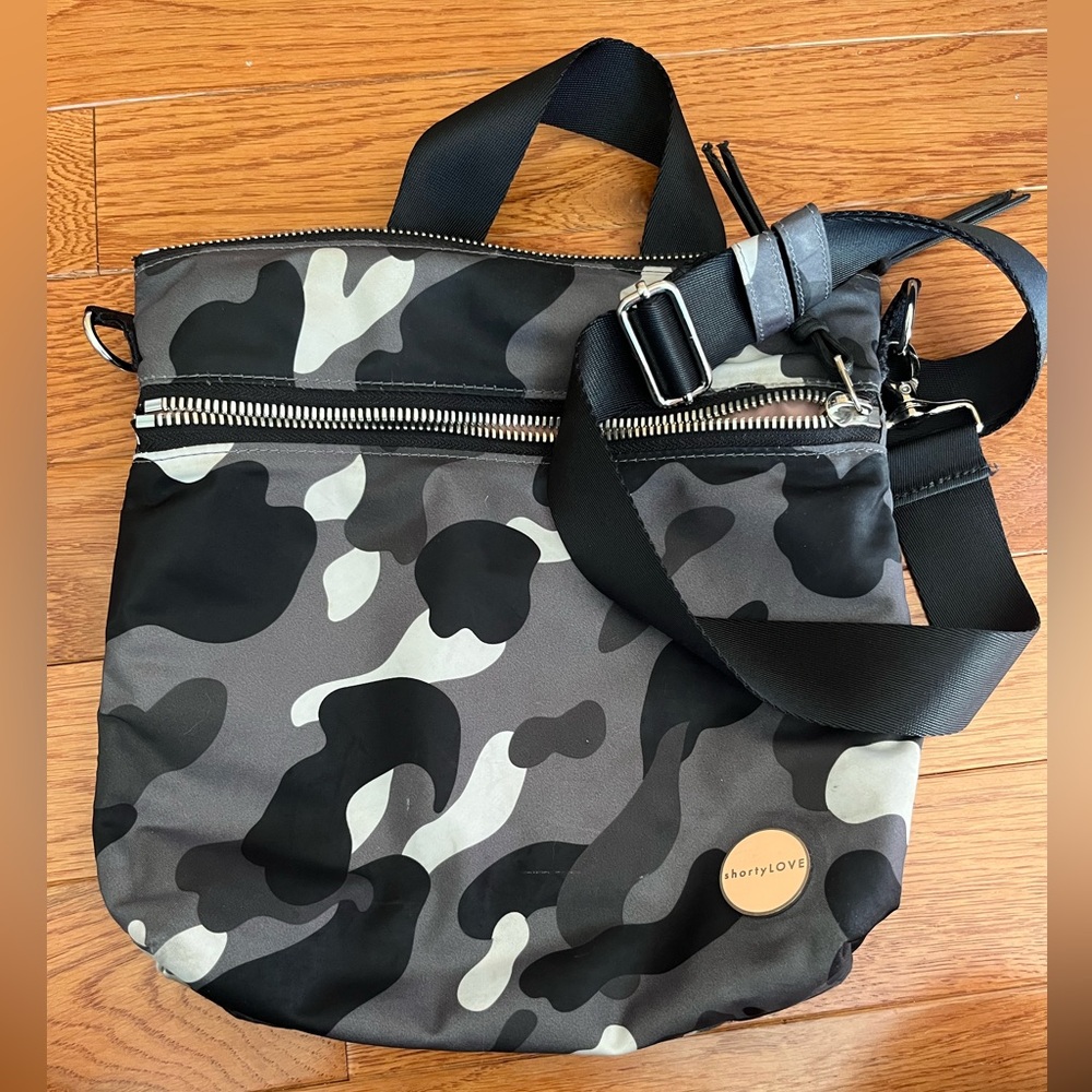 ShortyLove Amuse medium crossbody